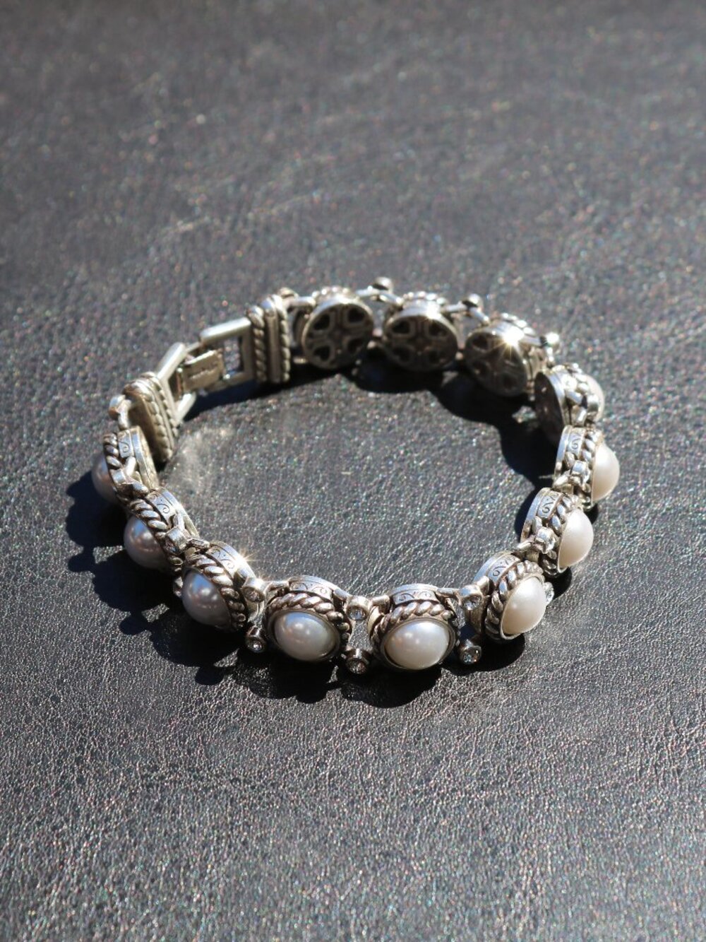 Vintage Brighton Retired Silver Sea Gem Pearl Link Bracelet